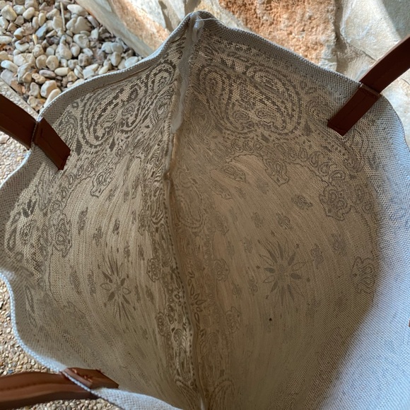 New! Bandana Bag Shopper/Tote in black and white - Picture 7 of 7